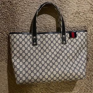 Gucci Classic Tote (Like New Condition)